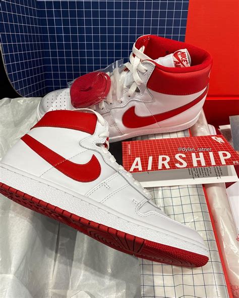 Nike airship jordan 1